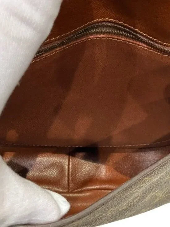 Louis Vuitton Monogram Saint Cloud GM Shoulder Bag - Picture 5 of 9